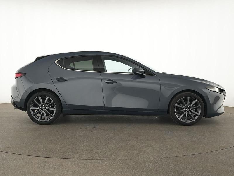 Gebraucht Mazda 3 Selection 122 PS (89 kW) 2022 Polymetal gray Limousine