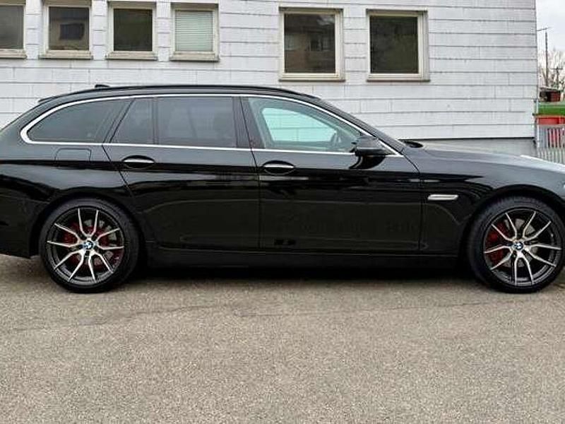 Gebraucht BMW 525 Performance 218 PS (160 kW) 2016 Schwarz ii Kombi