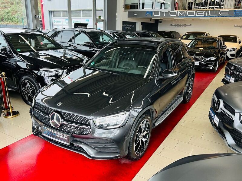 Grau Gebraucht 2020 Mercedes GLC400d AMG line SUV | 36.999 € (Teuer) - Bild 1/4