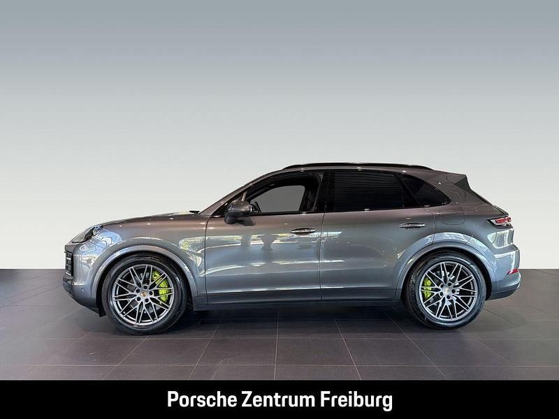 Gebraucht Porsche Cayenne 470 PS (345 kW) 2024 Grau SUV