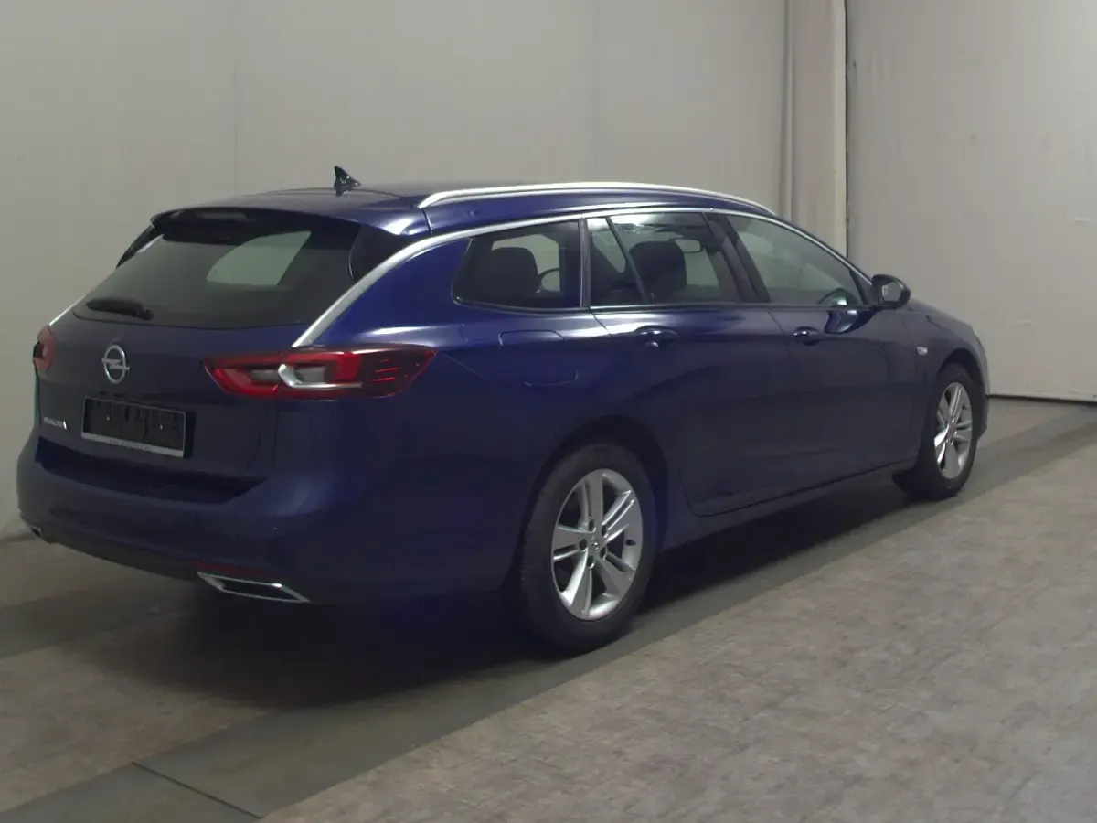 Gebraucht Opel Insignia Elegance 174 PS (127 kW) 2023 Blau Kombi