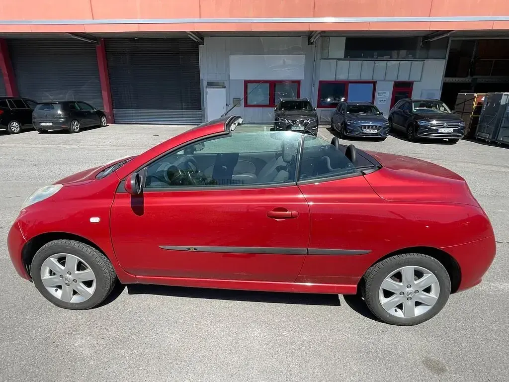 Gebraucht Nissan Micra C+C Basis 88 PS (64 kW) 2007 Rot Cabrio