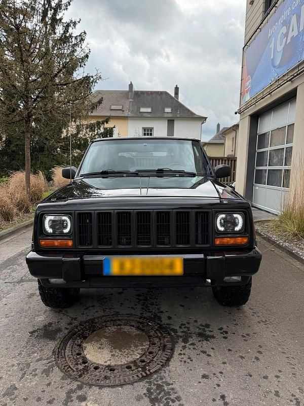 Gebraucht Jeep Cherokee 185 PS (136 kW) 2000 Schwarz SUV