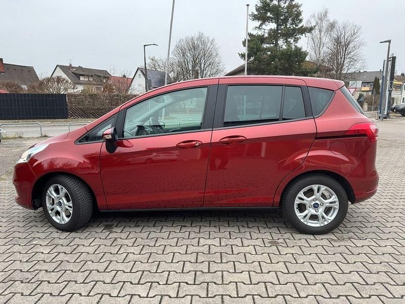 Gebraucht Ford B-MAX SYNC Edition 105 PS (77 kW) 2016 Rot Van / Kleinbus