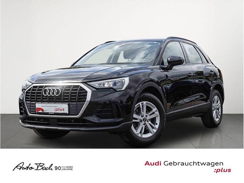 Schwarz (mythosschwarz metallic) Gebraucht 2023 Audi Q3 SUV | 25.870 € (Superpreis) - Bild 1/4