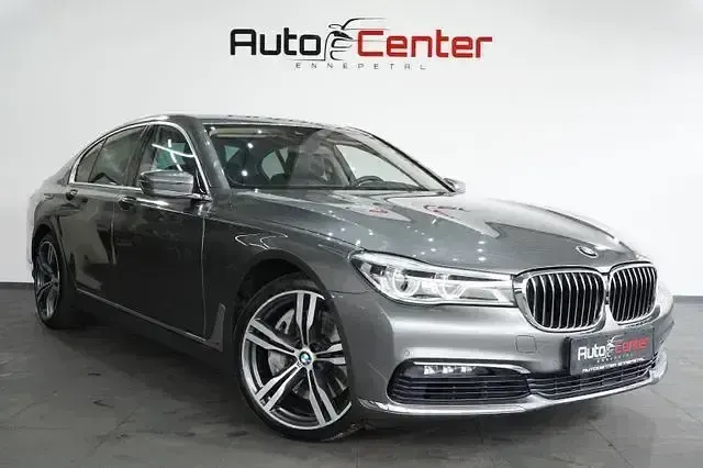 Gebraucht BMW 750 Performance 449 PS (330 kW) 2016 Magellangrau Limousine
