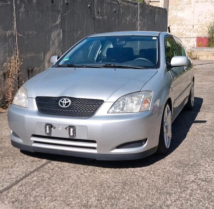 Silber Gebraucht 2003 Toyota Corolla Kleinwagen | 2.000 € (Fairer Preis) - Bild 1/4