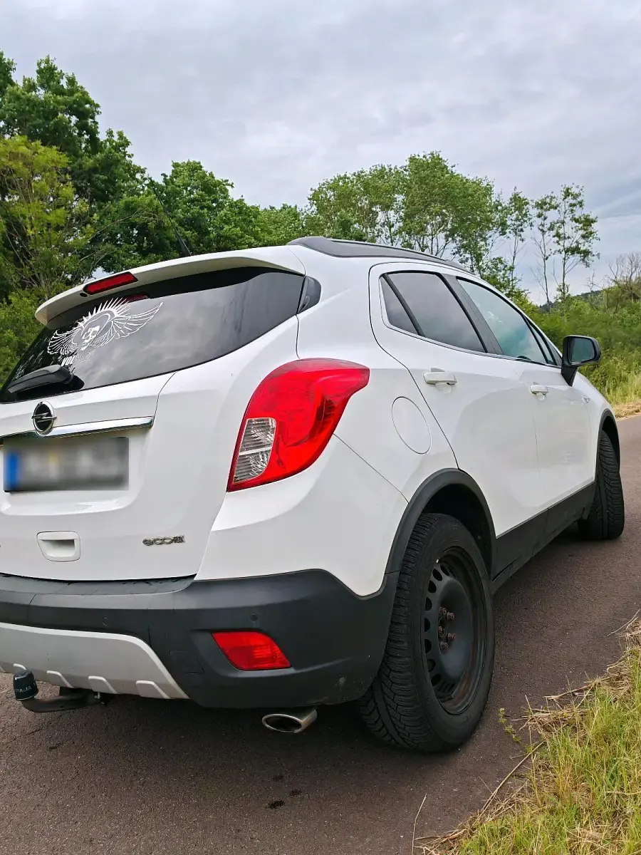 Gebraucht Opel Mokka 136 PS (100 kW) 2015 Weiß SUV