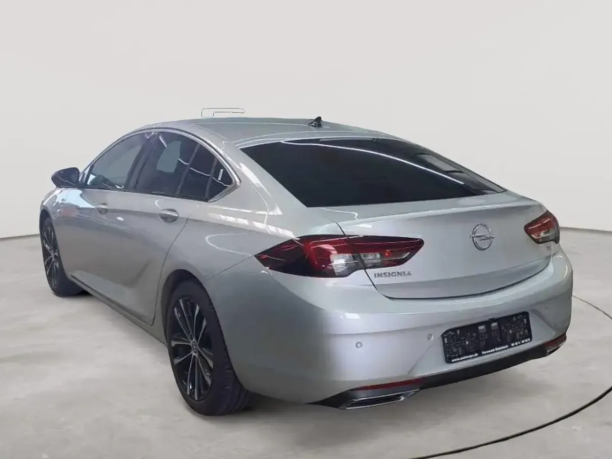 Gebraucht Opel Insignia 174 PS (127 kW) 2022 Silber Limousine