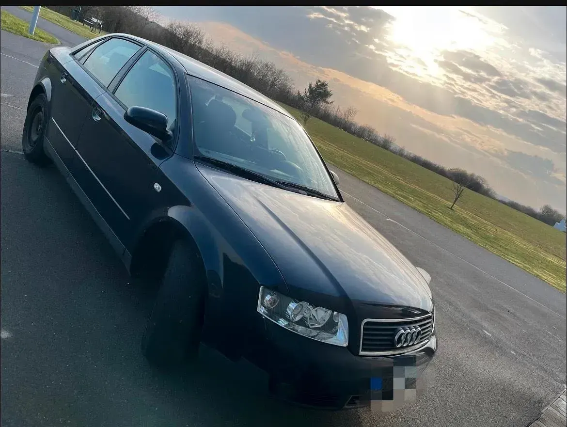 Gebraucht Audi A4 101 PS (74 kW) 2002 Limousine