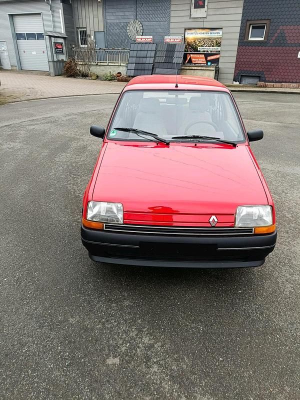 Second-hand Renault R5 1989 Hatchback