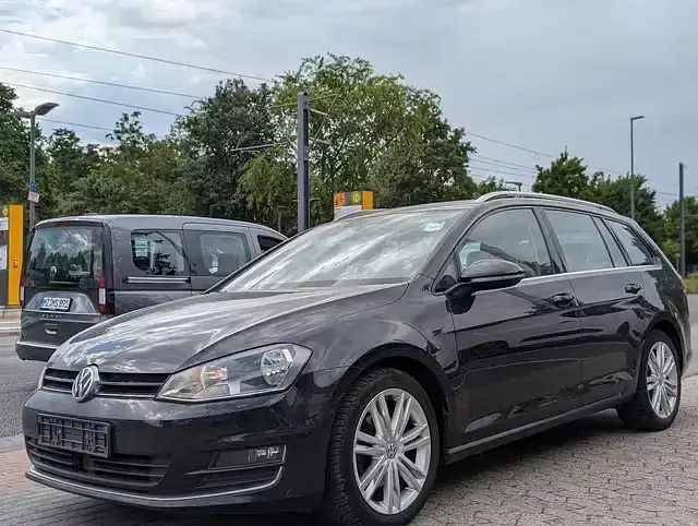 Gebraucht Peugeot 308 Active 131 PS (96 kW) 2019 Grün Limousine