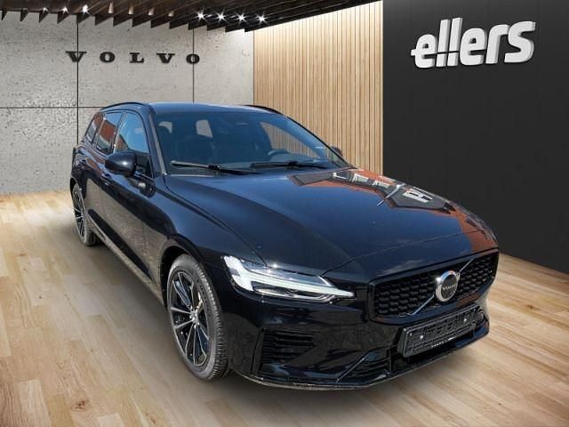 Neu Volvo V60 Plus 398 PS (292 kW) 2026 Schwarz Kombi