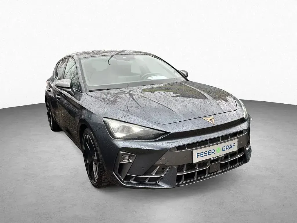 Usata Cupra Leon 150 CV (110 kW) 2025 Grigio Berlina