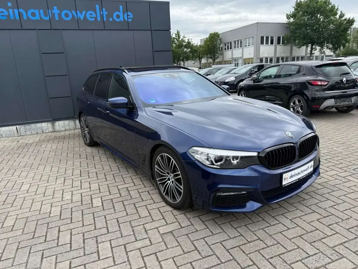 Gebraucht BMW 525 M Sport 231 PS (169 kW) 2018 Blau Kombi
