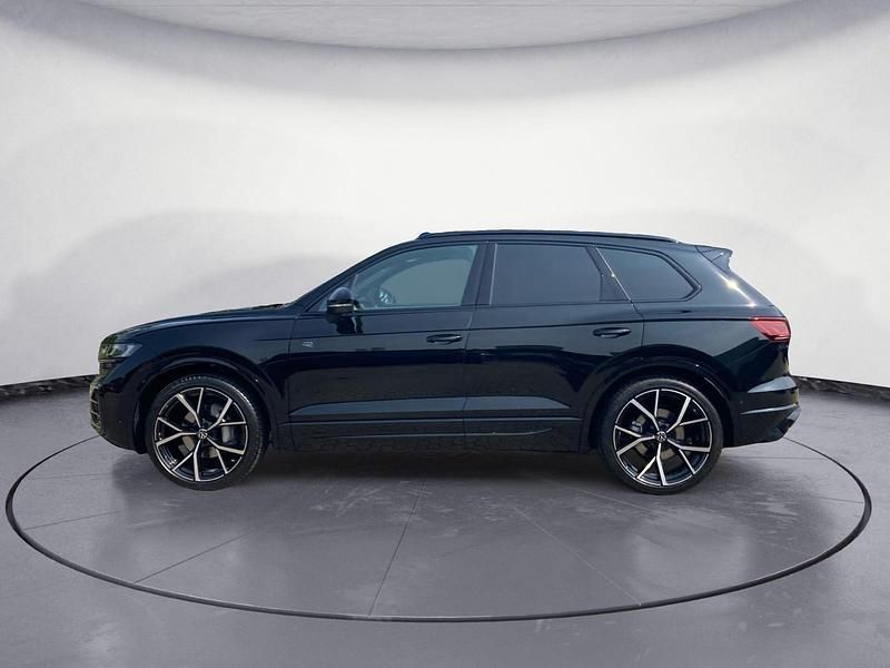 Neu VW Touareg R-line 286 PS (210 kW) 2025 Schwarz SUV