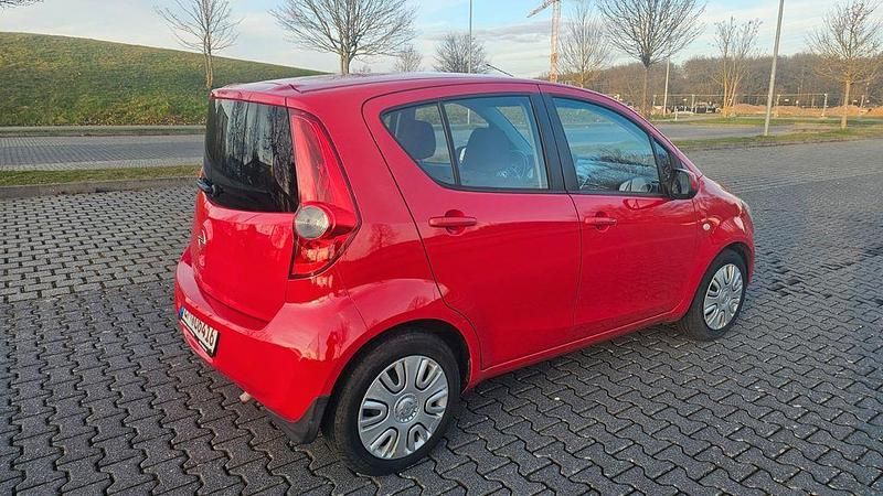 Gebraucht Opel Agila Edition 68 PS (50 kW) 2014 Rot Kleinwagen
