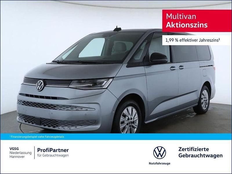 Silber Gebraucht 2024 VW Multivan Life Van | 55.530 € (Teuer) - Bild 1/3