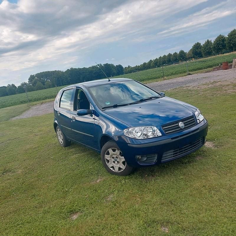 Blau Gebraucht 2003 Fiat Punto Kleinwagen | 1.400 € (Fairer Preis) - Bild 1/4