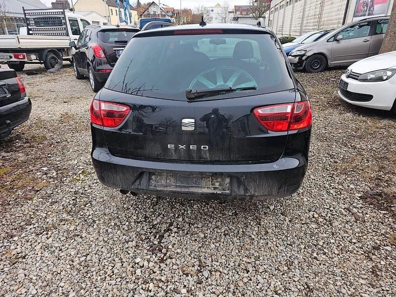 Gebraucht Seat Exeo Style 143 PS (105 kW) 2013 Schwarz Limousine