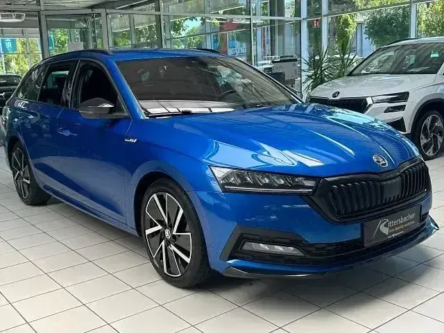 Gebraucht Skoda Octavia SportLine 150 PS (110 kW) 2023 Blau Kombi