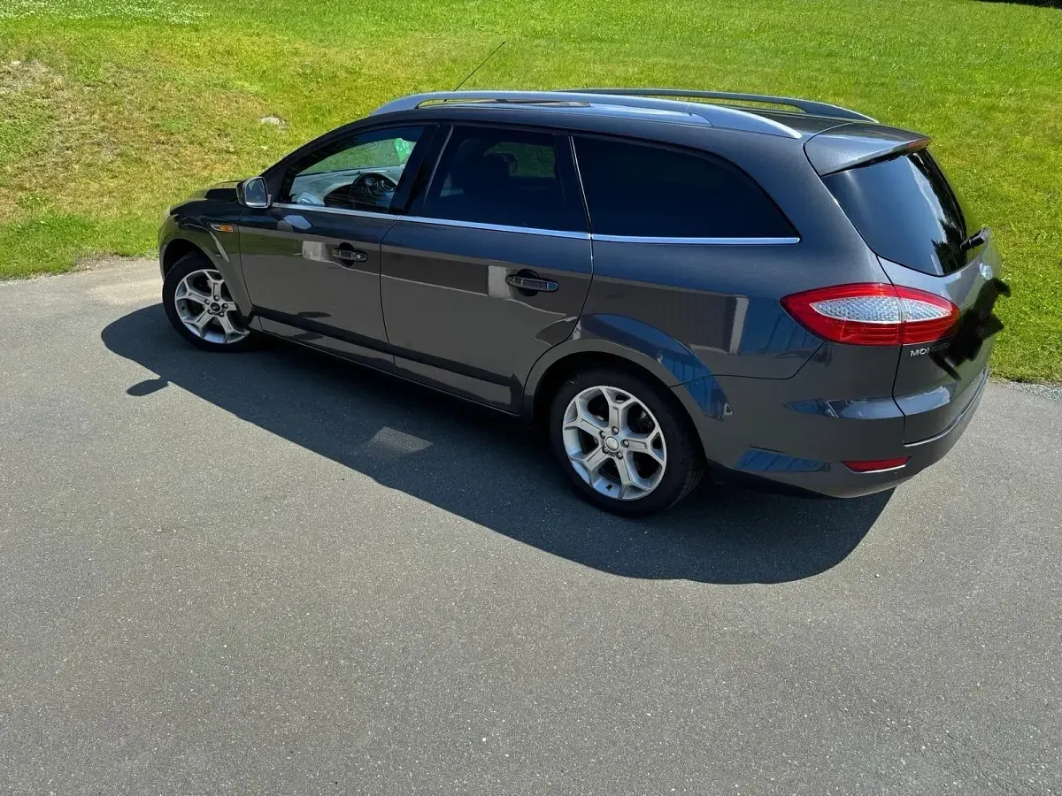 Gebraucht Ford Mondeo Titanium 135 PS (99 kW) 2009 Kombi