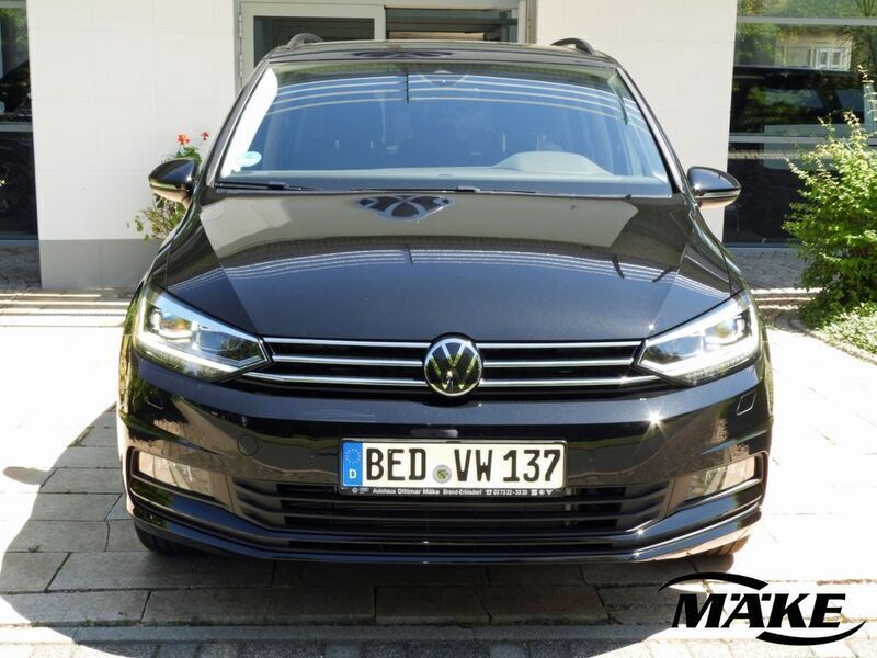 Gebraucht VW Touran Comfortline 150 PS (110 kW) 2025 Schwarz Van / Kleinbus