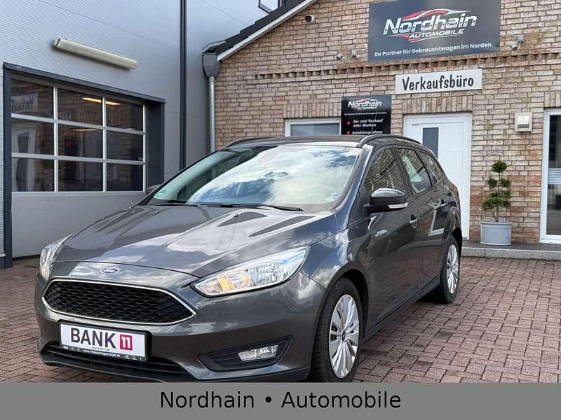 Gebraucht Ford Focus Trend 125 PS (91 kW) 2016 Schwarz Kombi