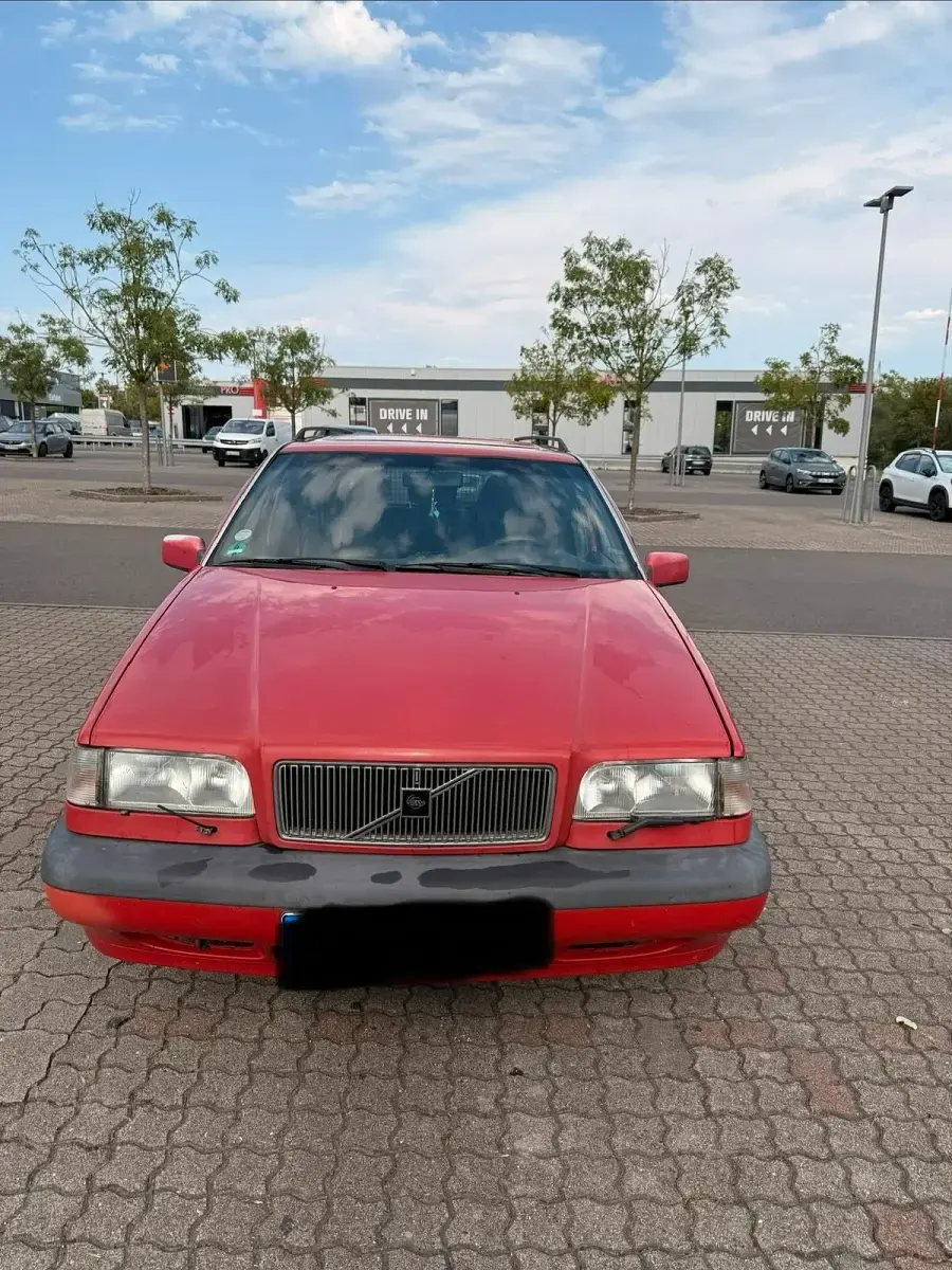 Gebraucht Volvo 850 126 PS (92 kW) 1996 Rot Kombi