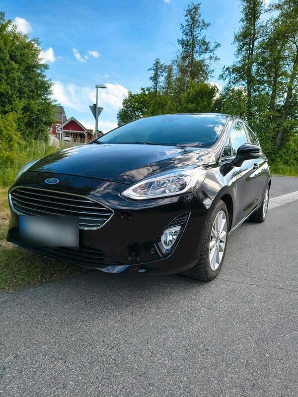 Schwarz Gebraucht 2020 Ford Fiesta Titanium X Kleinwagen | 12.990 € (Superpreis) - Bild 1/4