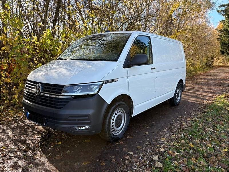 Weiß Gebraucht 2024 VW T6.1 Van | 49.900 € (Superpreis) - Bild 1/4