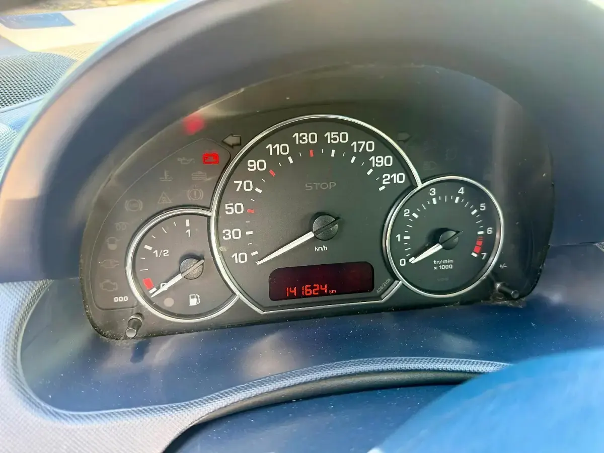 Gebraucht Peugeot 1007 75 PS (55 kW) 2005 Blau Van / Kleinbus