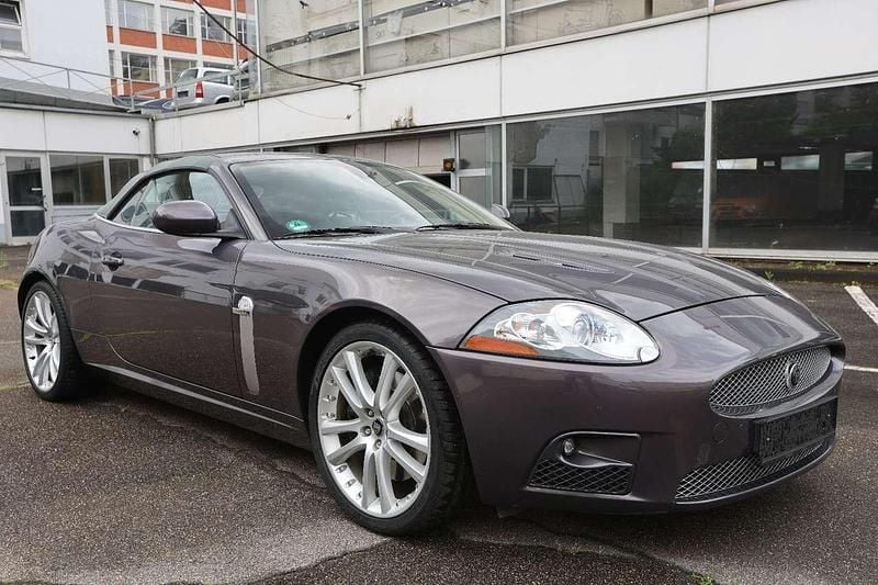 Gebraucht Jaguar XKR 416 PS (305 kW) 2008 Pearl grey . Cabrio