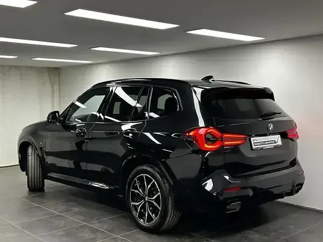 Gebraucht BMW X3 Efficient Dynamics 286 PS (210 kW) 2023 Schwarz SUV