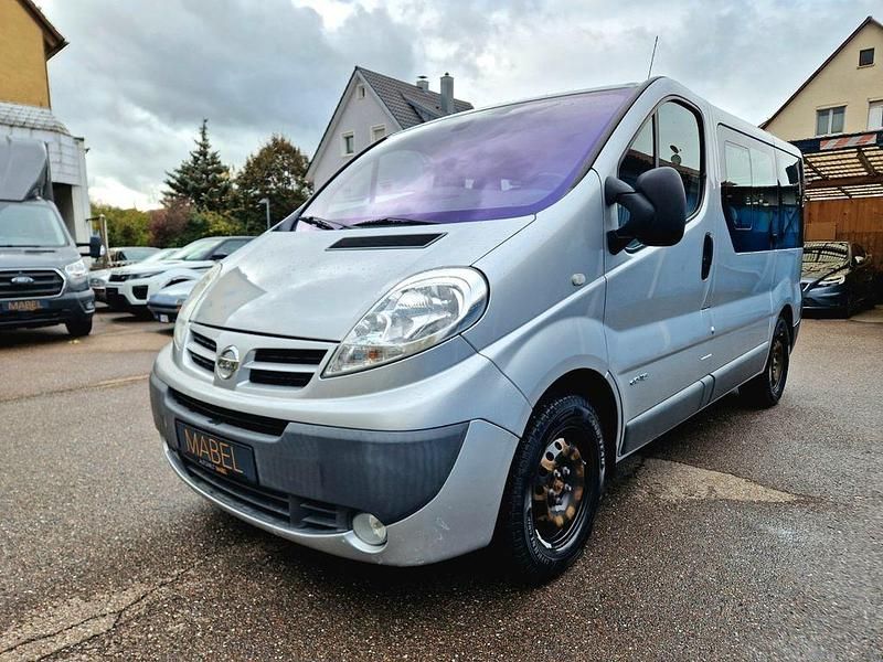 Silber Gebraucht 2012 Nissan Primastar Premium Edition Van / Kleinbus | 13.970 € - Bild 1/4