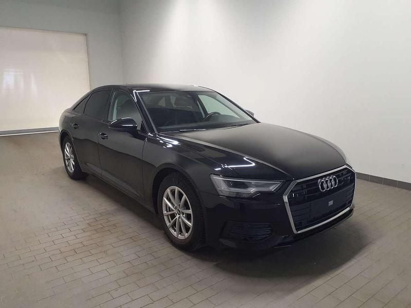 Gebraucht Audi A6 Basis 204 PS (150 kW) 2021 Mythosschwarz metallic Limousine