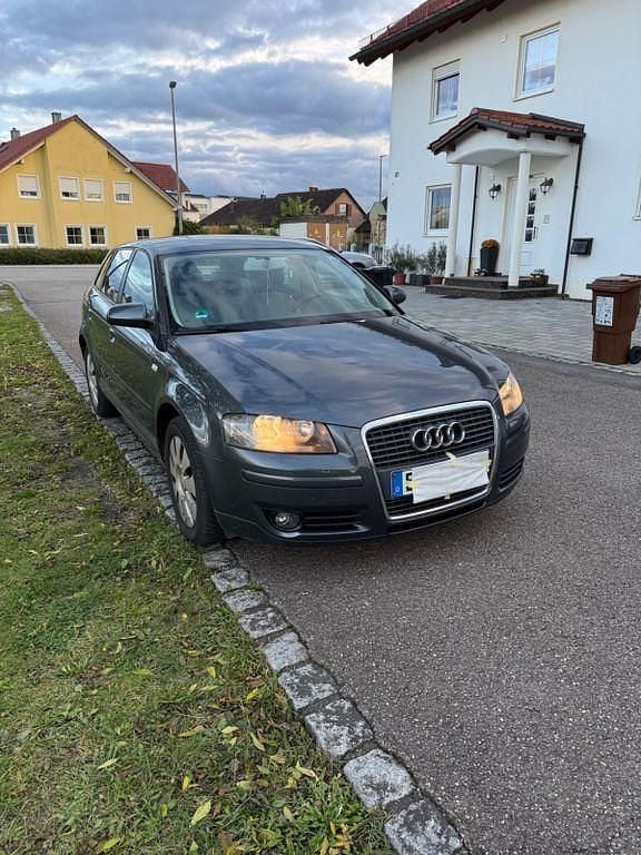 Gebraucht Audi A3 Ambiente 105 PS (77 kW) 2007 Grau Kleinwagen