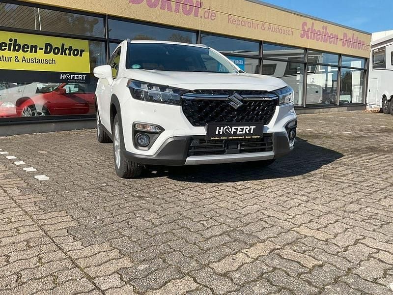 Gebraucht Suzuki SX4 S-Cross 129 PS (94 kW) 2023 Weiß SUV
