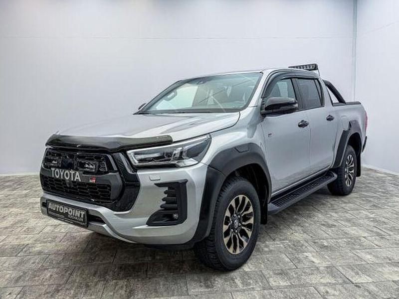 Gebraucht Toyota HiLux Sport 204 PS (150 kW) 2024 Silber Abholung