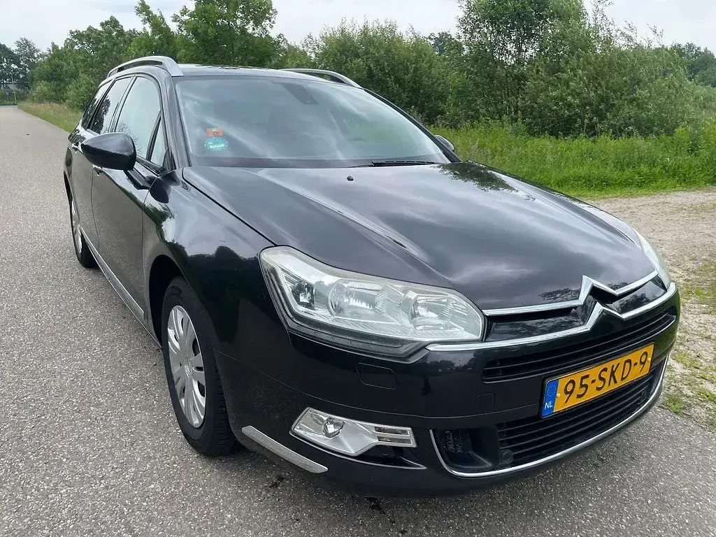 Gebraucht Citroën C5 Business Class 111 PS (81 kW) 2011 Grau Kombi