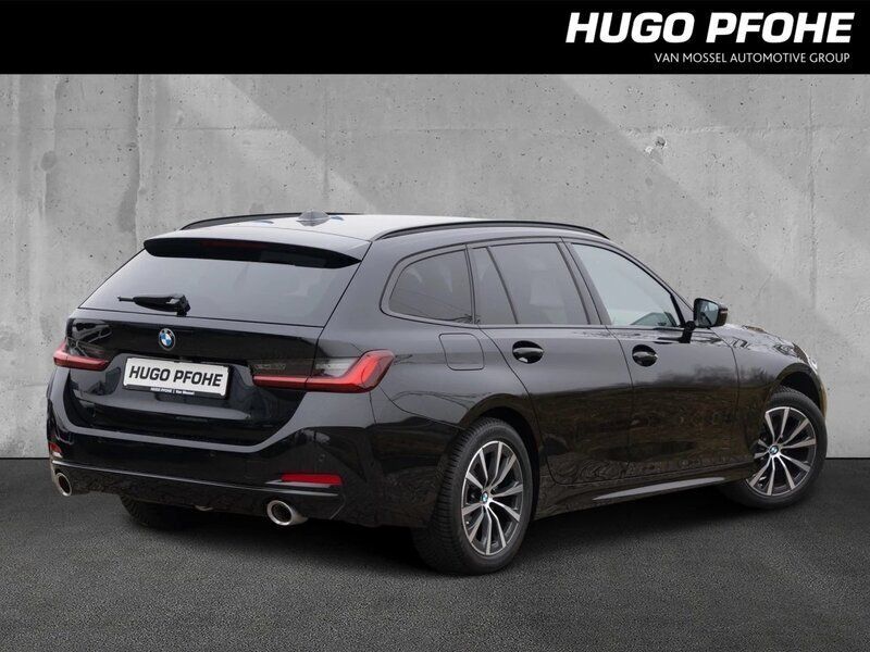 Gebraucht BMW 320 Sport Line 184 PS (135 kW) 2023 Schwarz Kombi