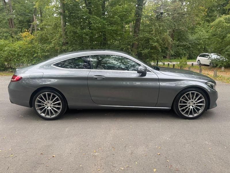 Gebraucht Mercedes C200 AMG 184 PS (135 kW) 2017 Grau Coupé