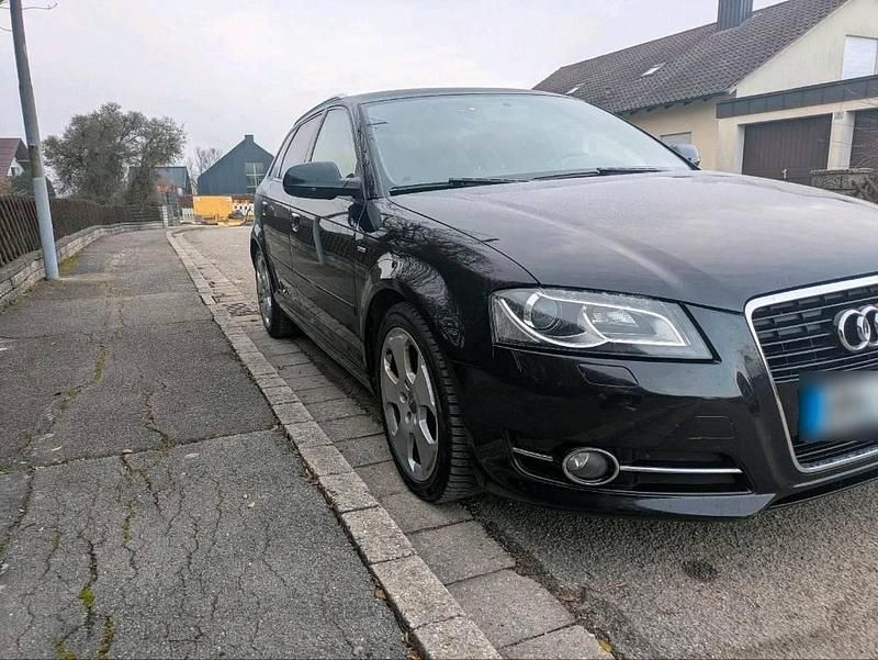 Gebraucht Audi A3 S-Line 140 PS (102 kW) 2011 Schwarz Kleinwagen