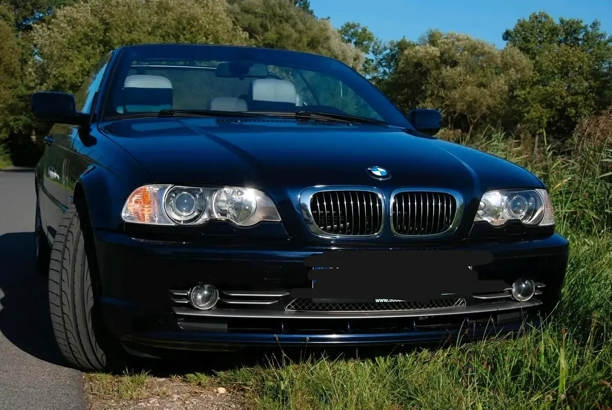 Gebraucht BMW 330 Cabriolet 231 PS (169 kW) 2001 Blau Cabrio