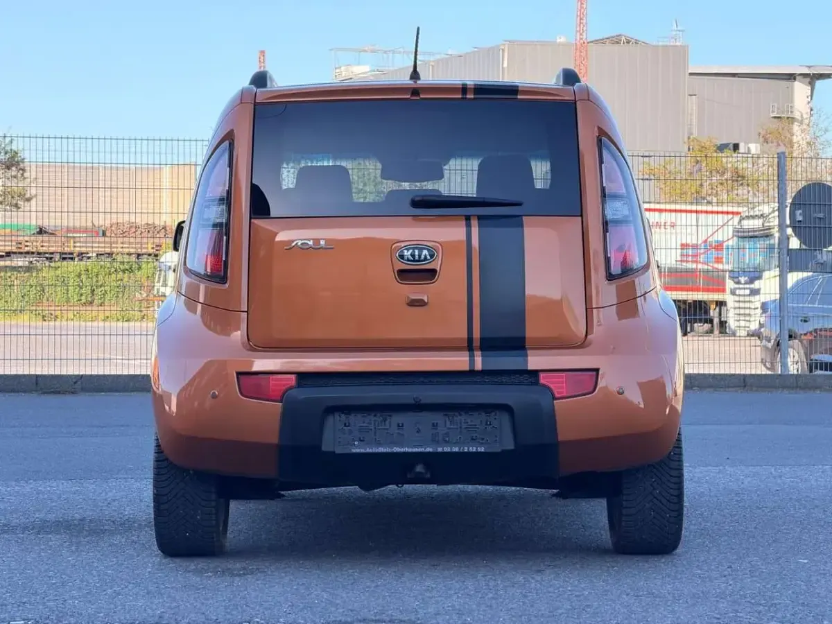 Gebraucht Kia Soul Spirit 126 PS (92 kW) 2011 Orange SUV