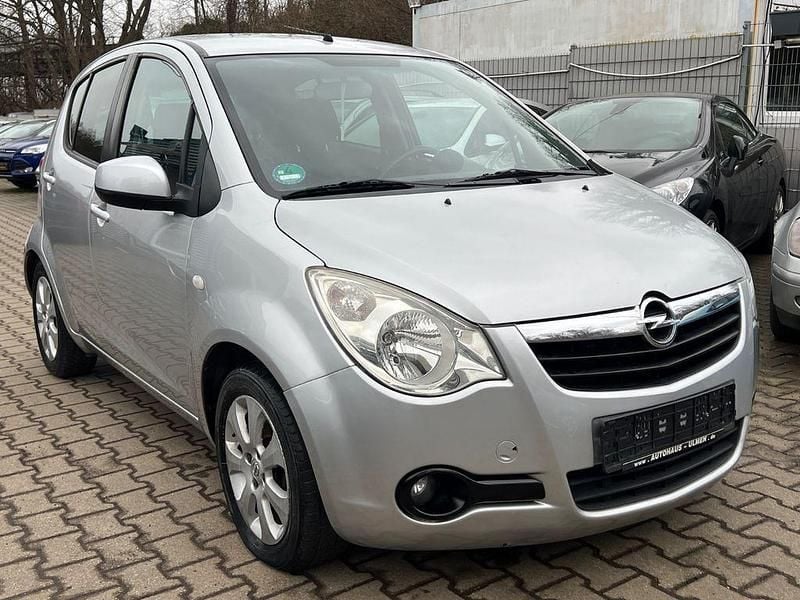 Gebraucht Opel Agila Edition 86 PS (63 kW) 2009 Silber Kleinwagen