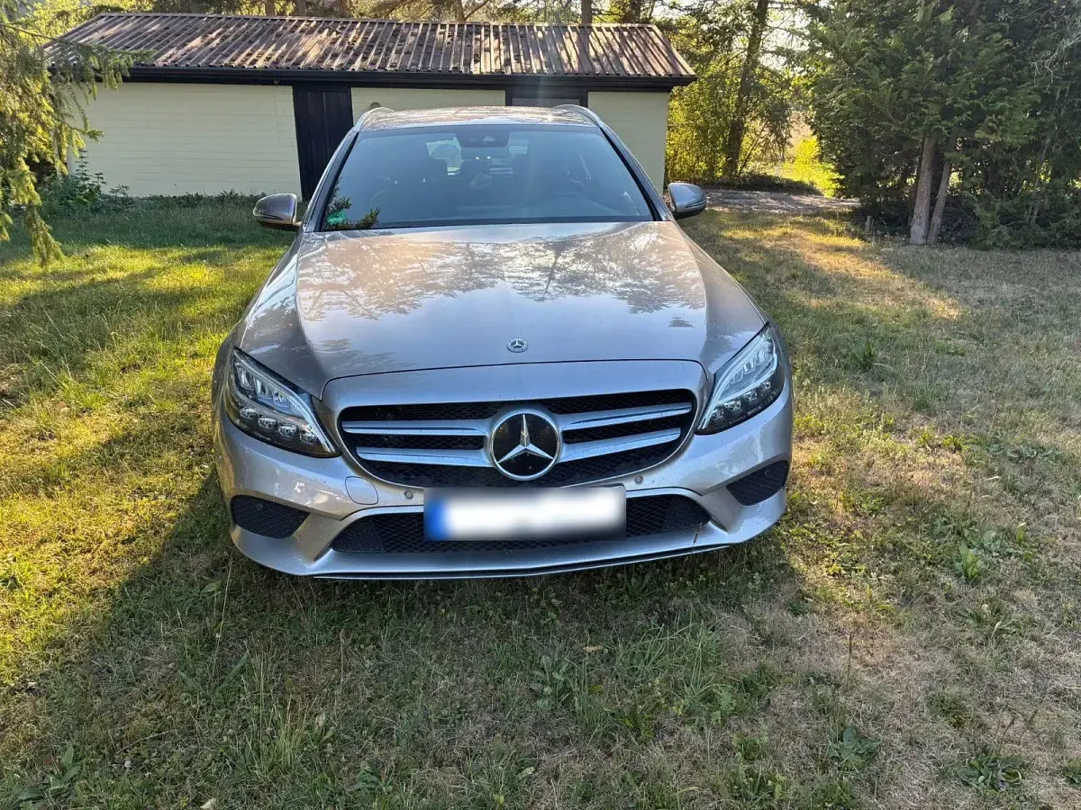 Gebraucht Mercedes C300 258 PS (189 kW) 2019 Silber Kombi