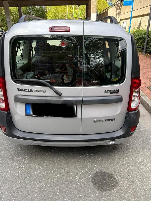 Second-hand Dacia Logan 89 CP (65 kW) 2008 Argintiu Break