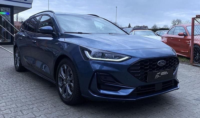 Gebraucht Ford Focus ST-Line 155 PS (114 kW) 2024 Blau Limousine