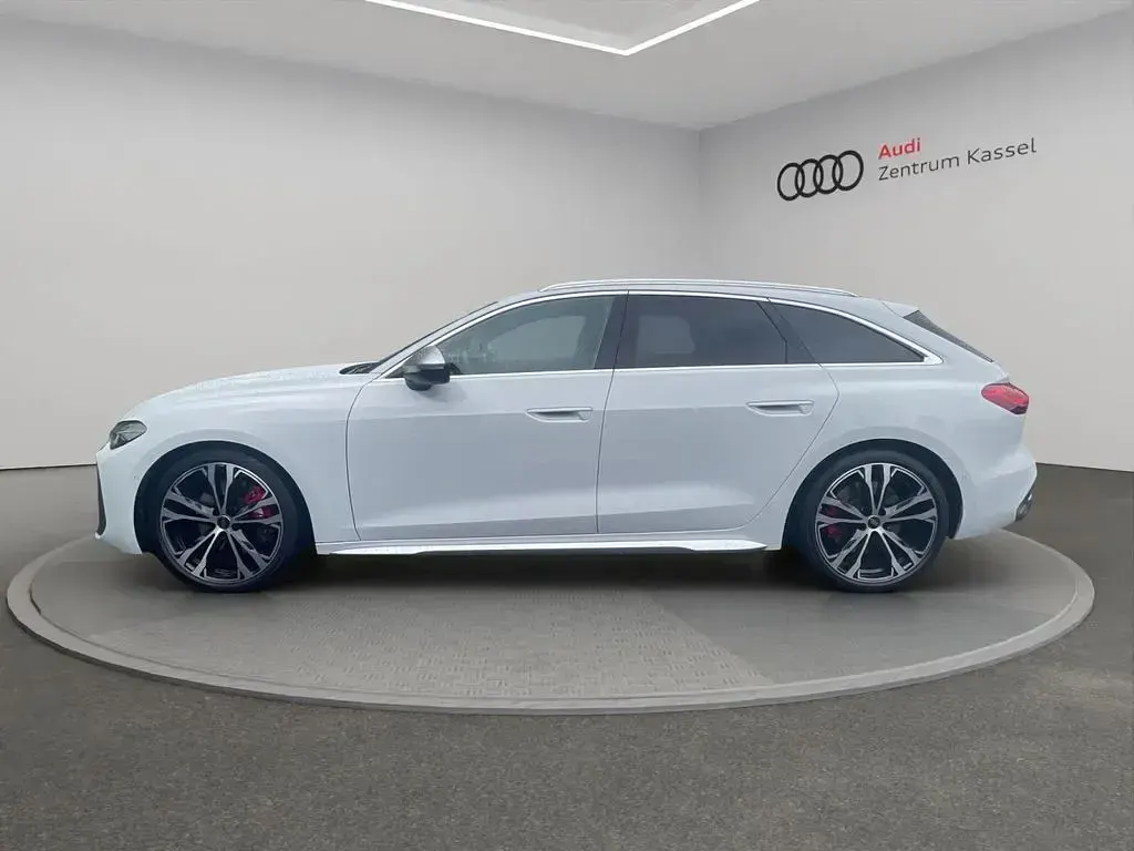 Gebraucht Audi S5 Ambiente 367 PS (269 kW) 2025 Gletscherweiß metallic Kombi